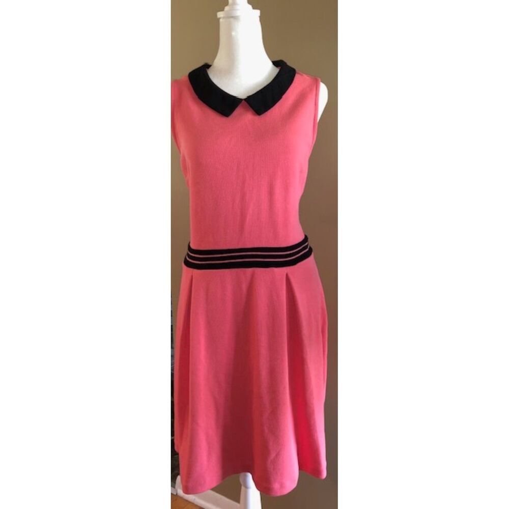 Retro Knit Pleated Fit and Flare Dress with Peter Pan Collar